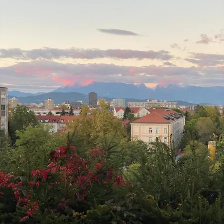 Apartma Golovec Apartman