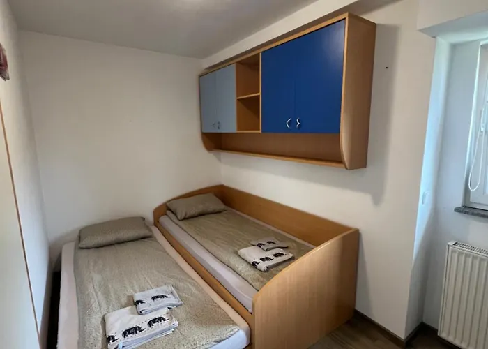 Apartma Golovec アパート