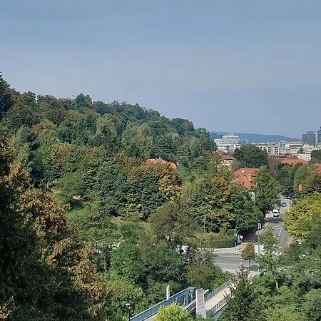 Appartement Apartma Golovec