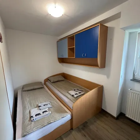 Apartma Golovec Appartement